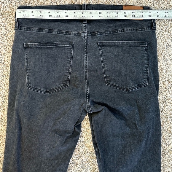 Madewell Black Denim 9” High-Rise Skinny Frayed Hem Button Fly Jeans Sz 31 - Picture 11 of 12